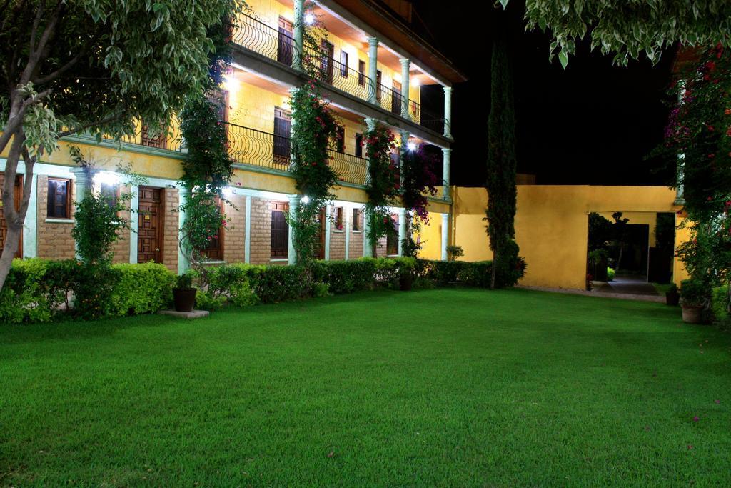Hotel Oaxtepec Extérieur photo